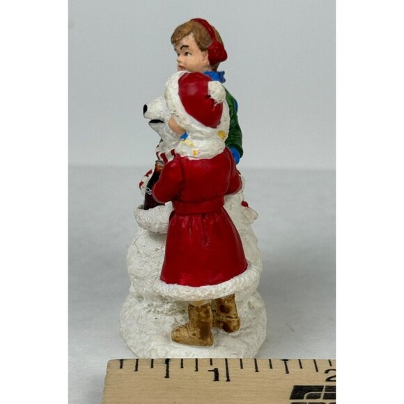 Coca-Cola Town Square Collection Figurine Set With Benches 1994 Snowbear Vintage - Picture 14 of 15